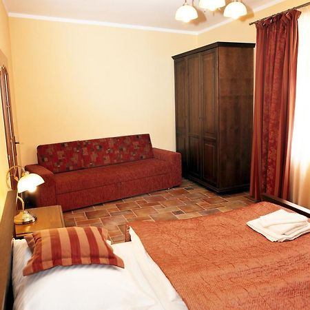 Hotel Pelikan Třeboň Dış mekan fotoğraf